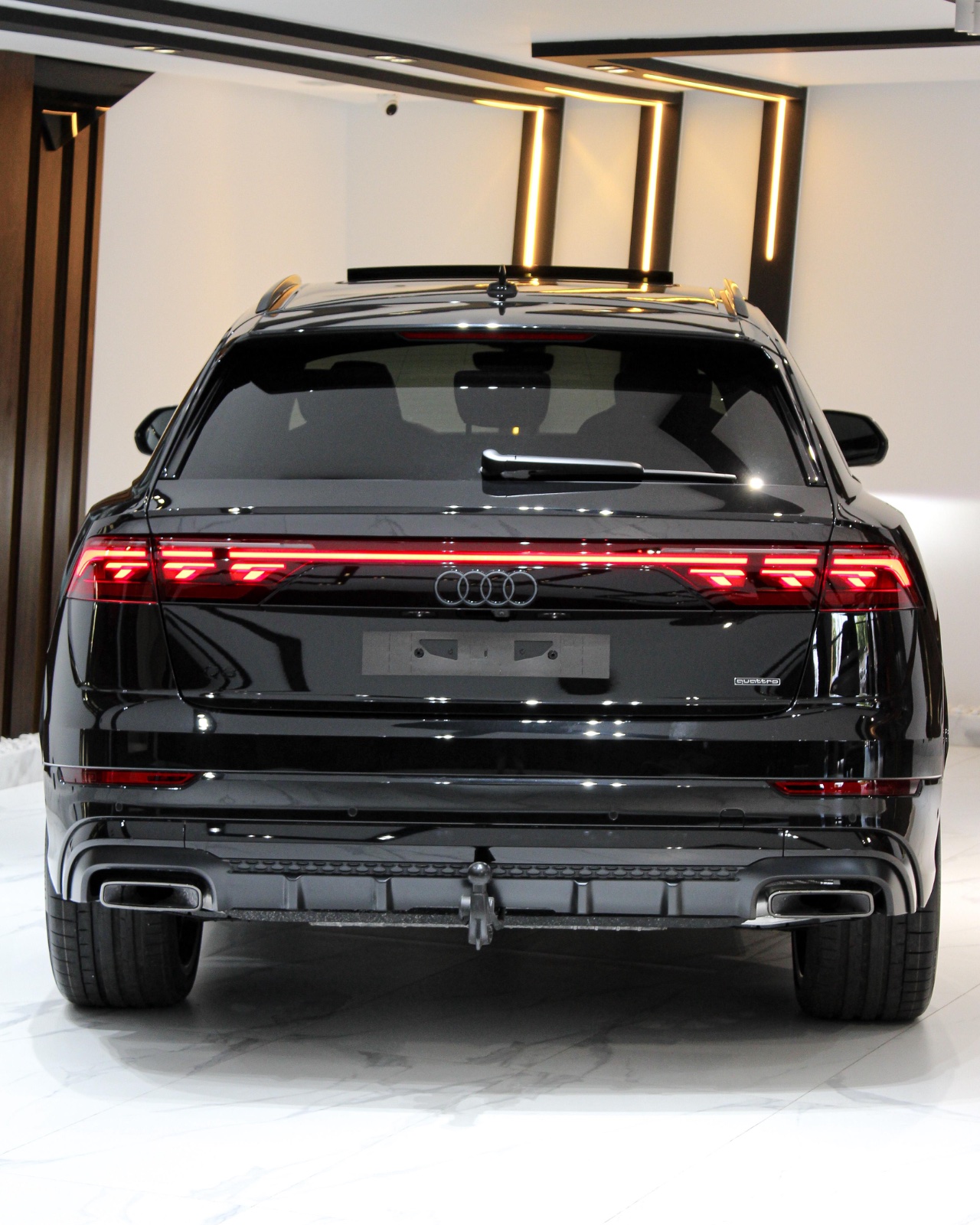 Audi Q8 photo 8