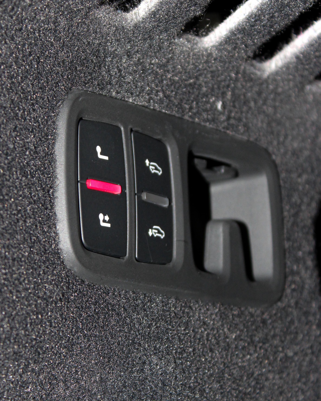 Audi Q8 photo 16
