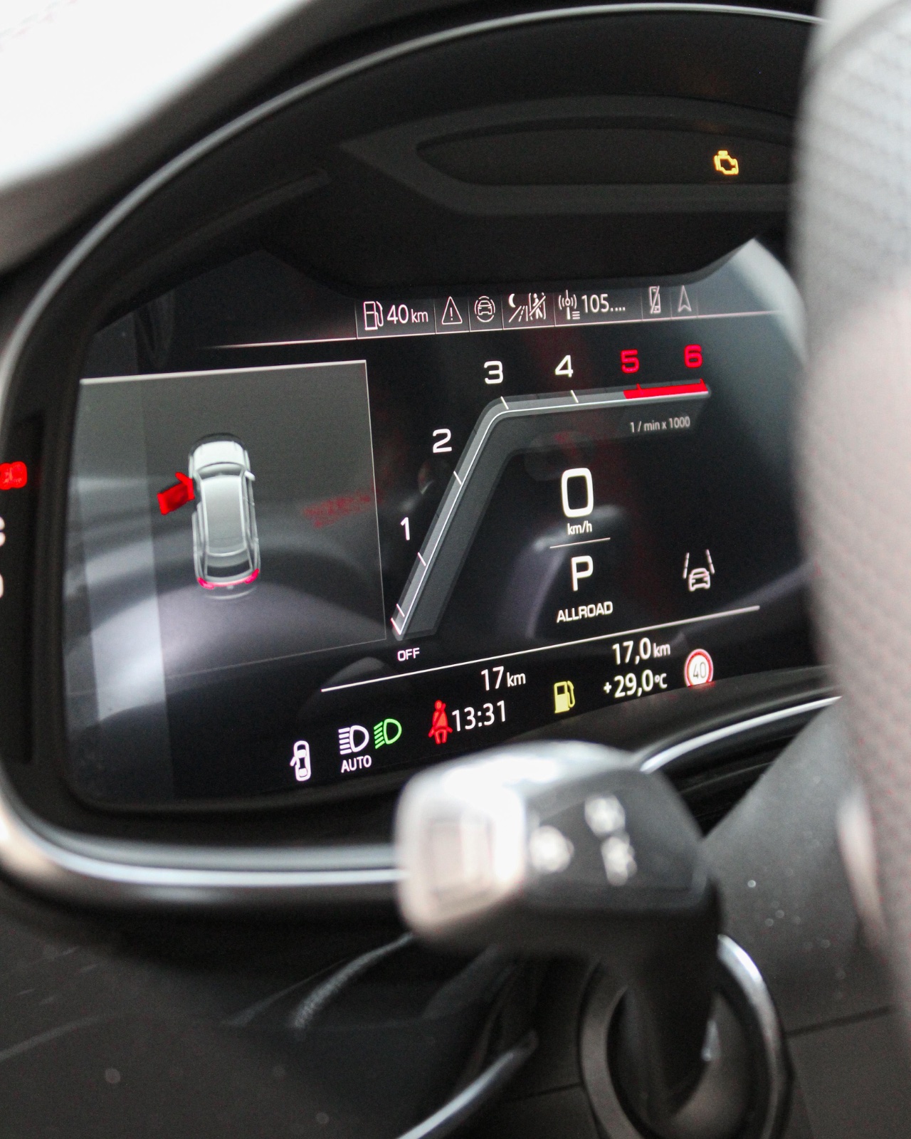 Audi Q8 photo 6