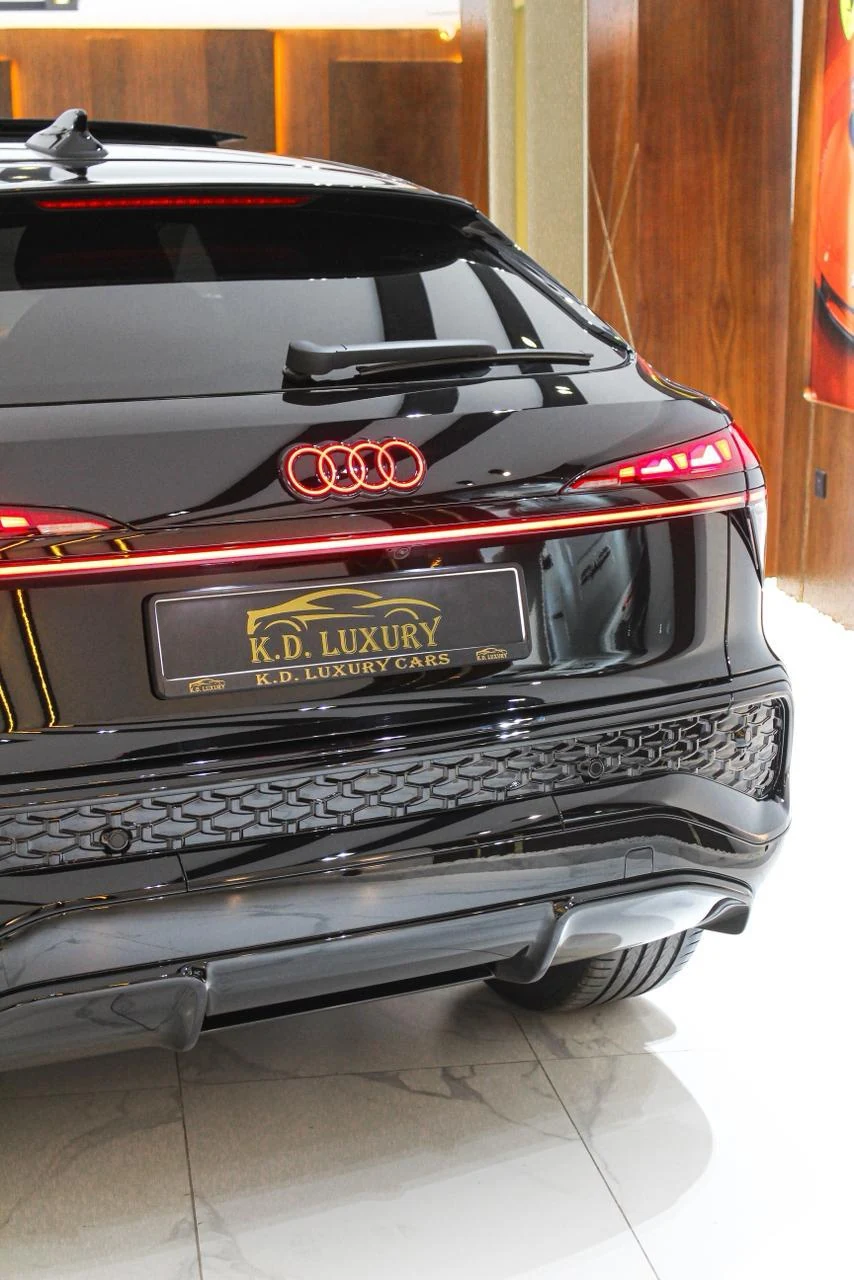 Audi Q8 Coupé S-Line Black Edition photo 12