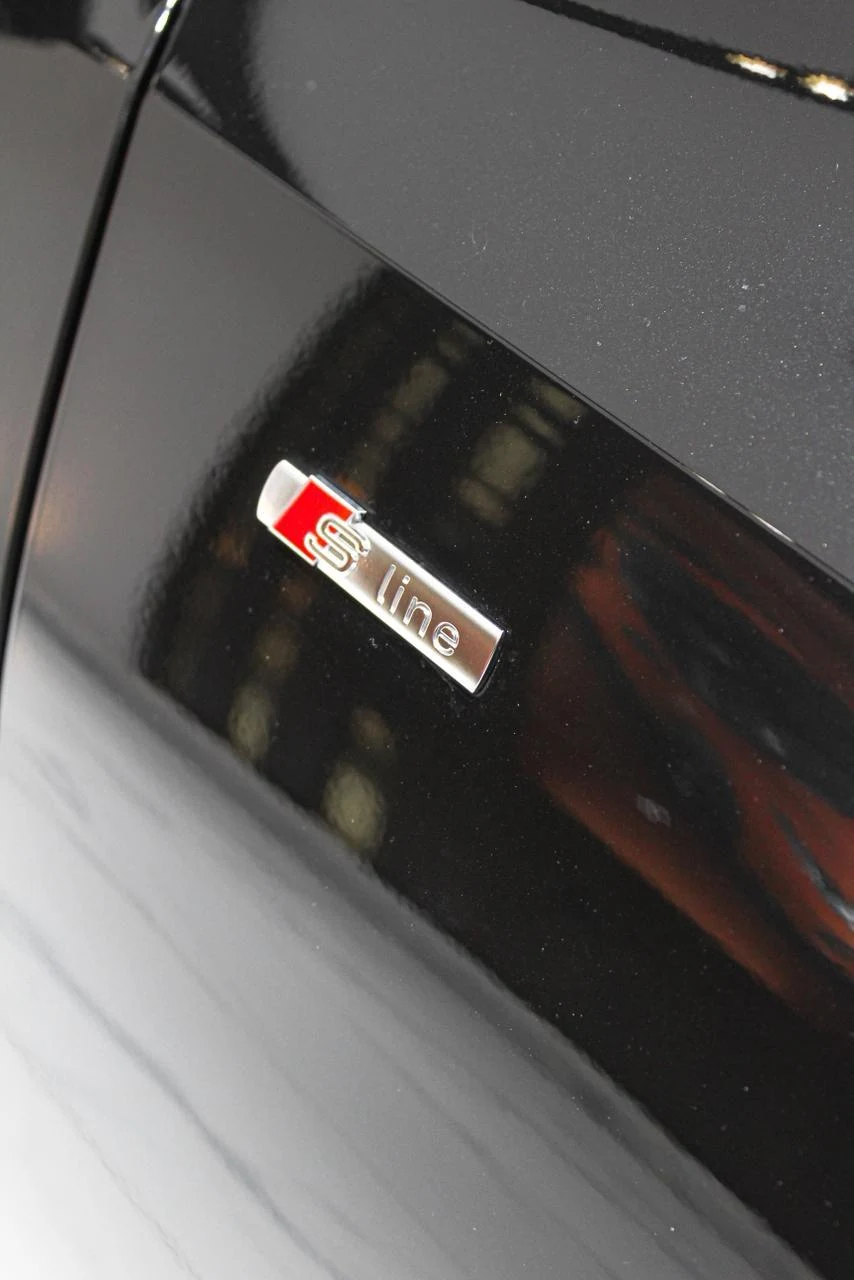 Audi Q8 Coupé S-Line Black Edition photo 15