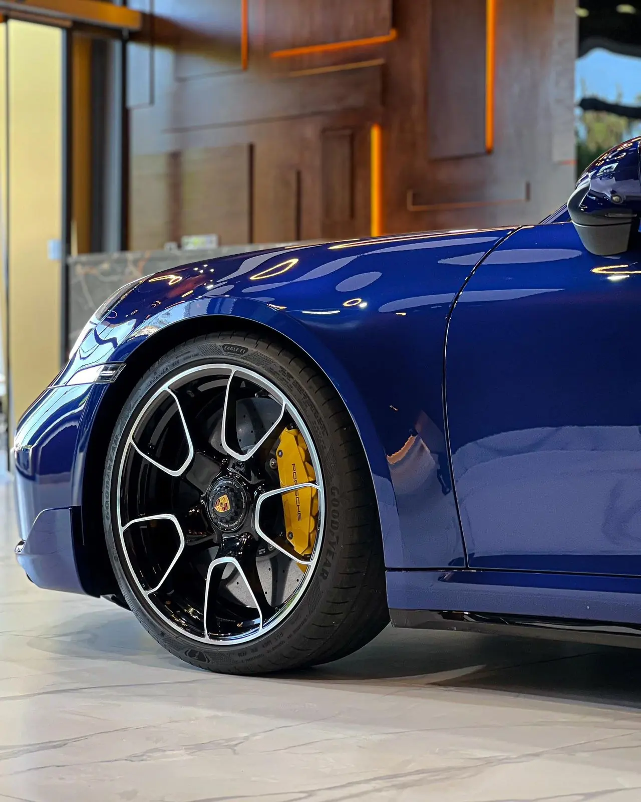 Porsche 911 Turbo S Cabriolet (992) photo 4