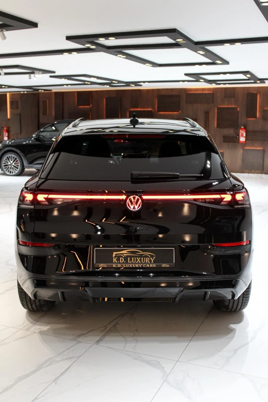 Volkswagen Tiguan R-Line Black Edition (2024) photo 4