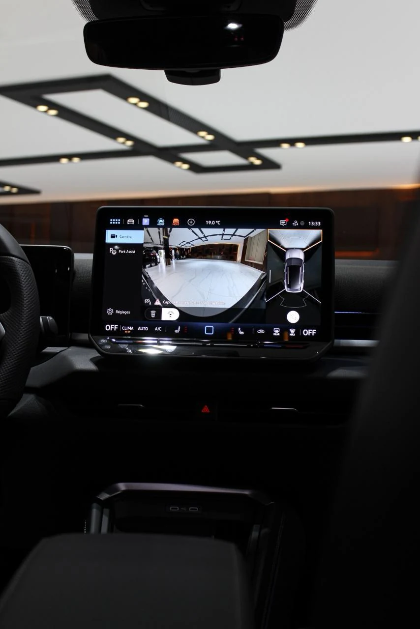 Volkswagen T-Roc R-Line (2024) photo 20