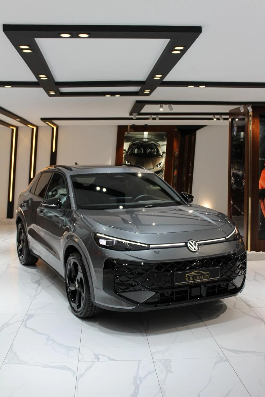 Volkswagen T-Roc R-Line (2024) photo 8